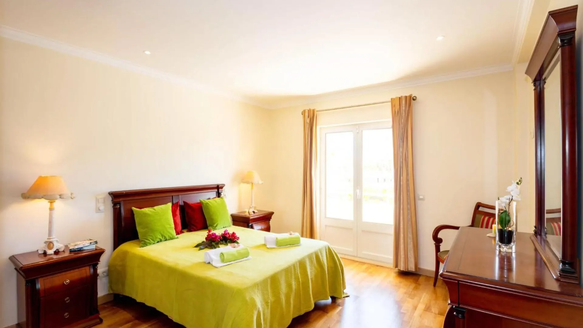 Magnificant Villa Heated Swimming Pool, Free Wifi Albufeira